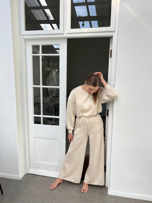 Butter soft meringue top & pants set