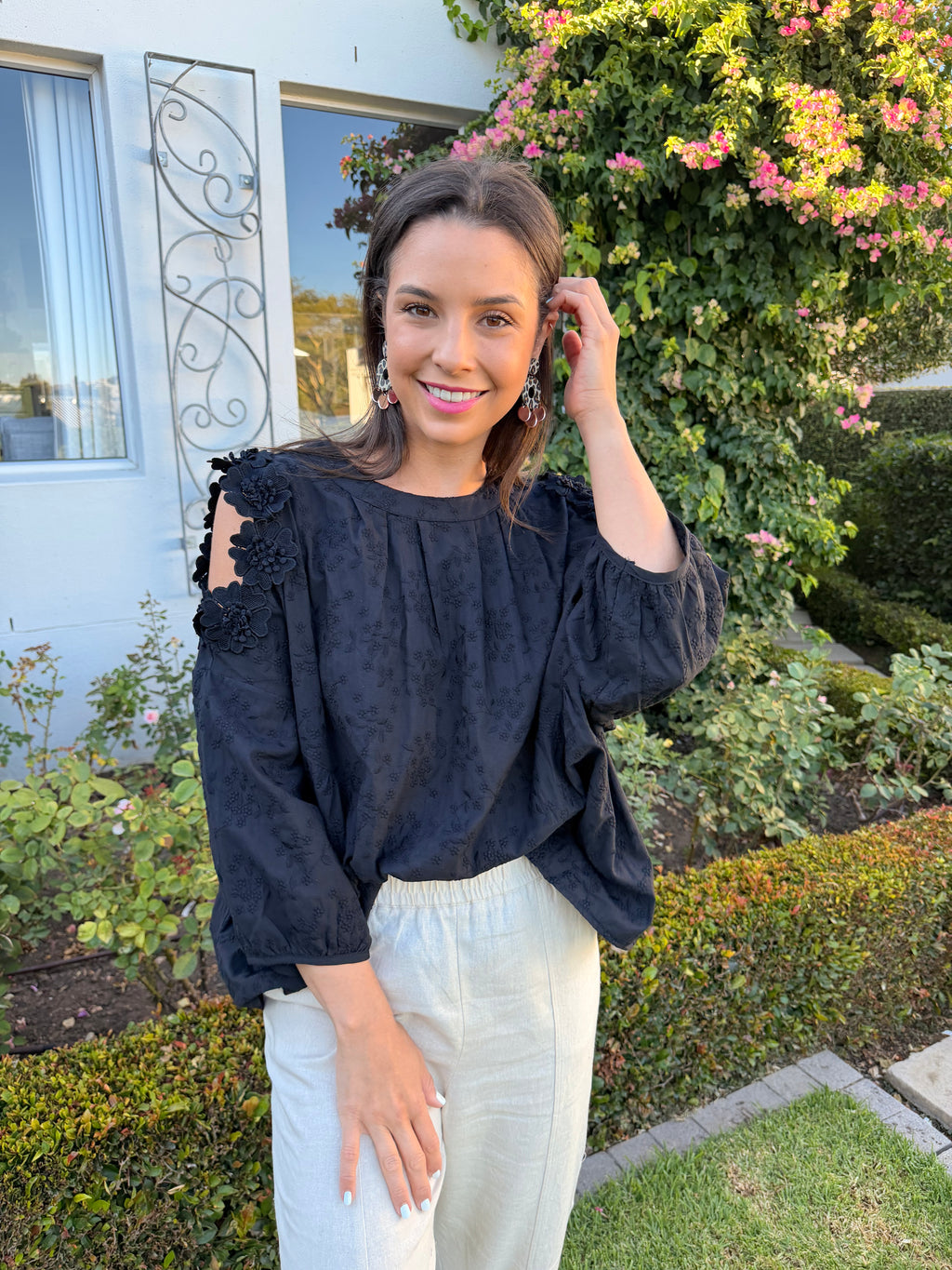 Christine Italian blouse - Black anglaise