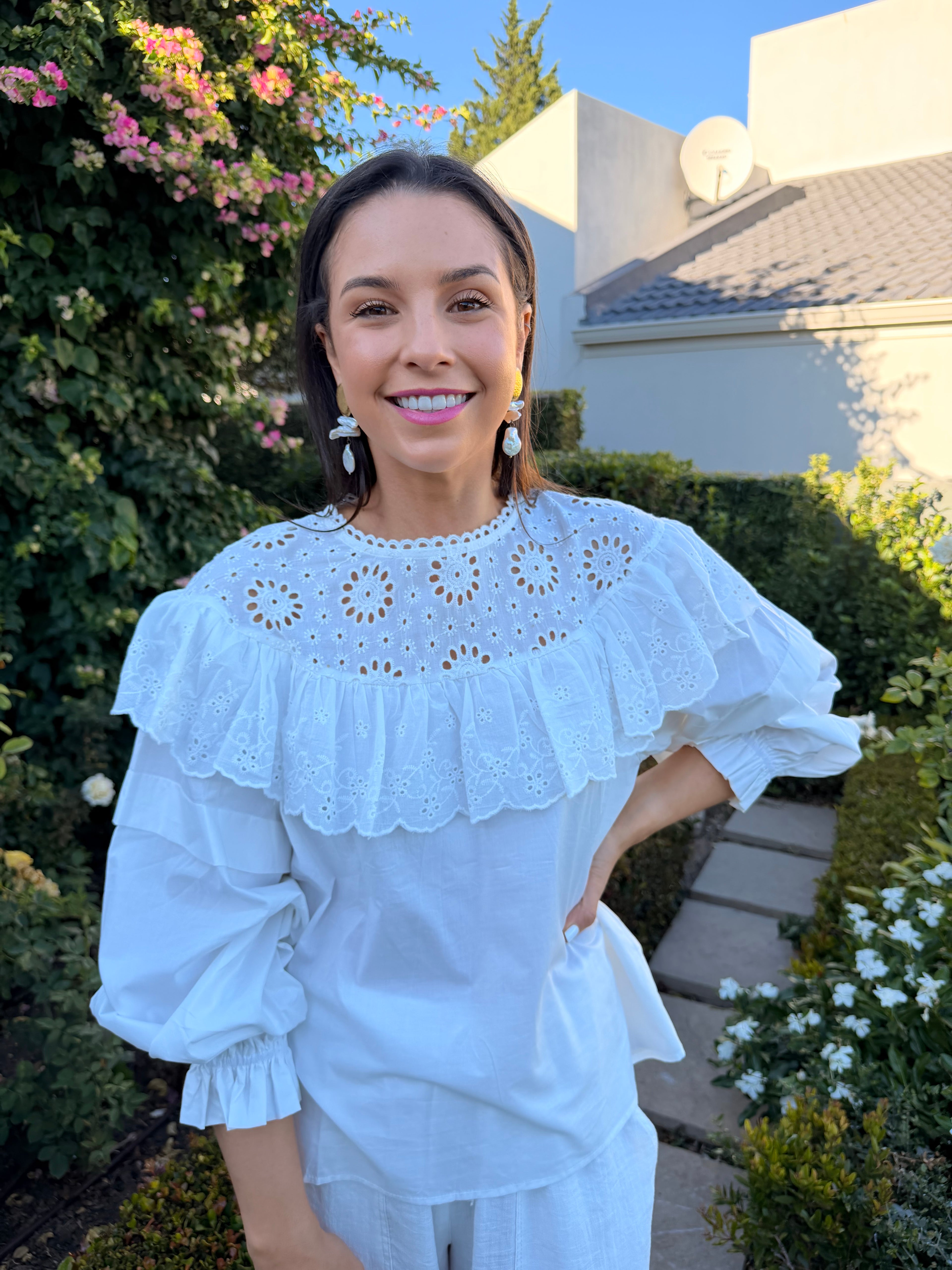 Joan Italian blouse - White frill anglaise