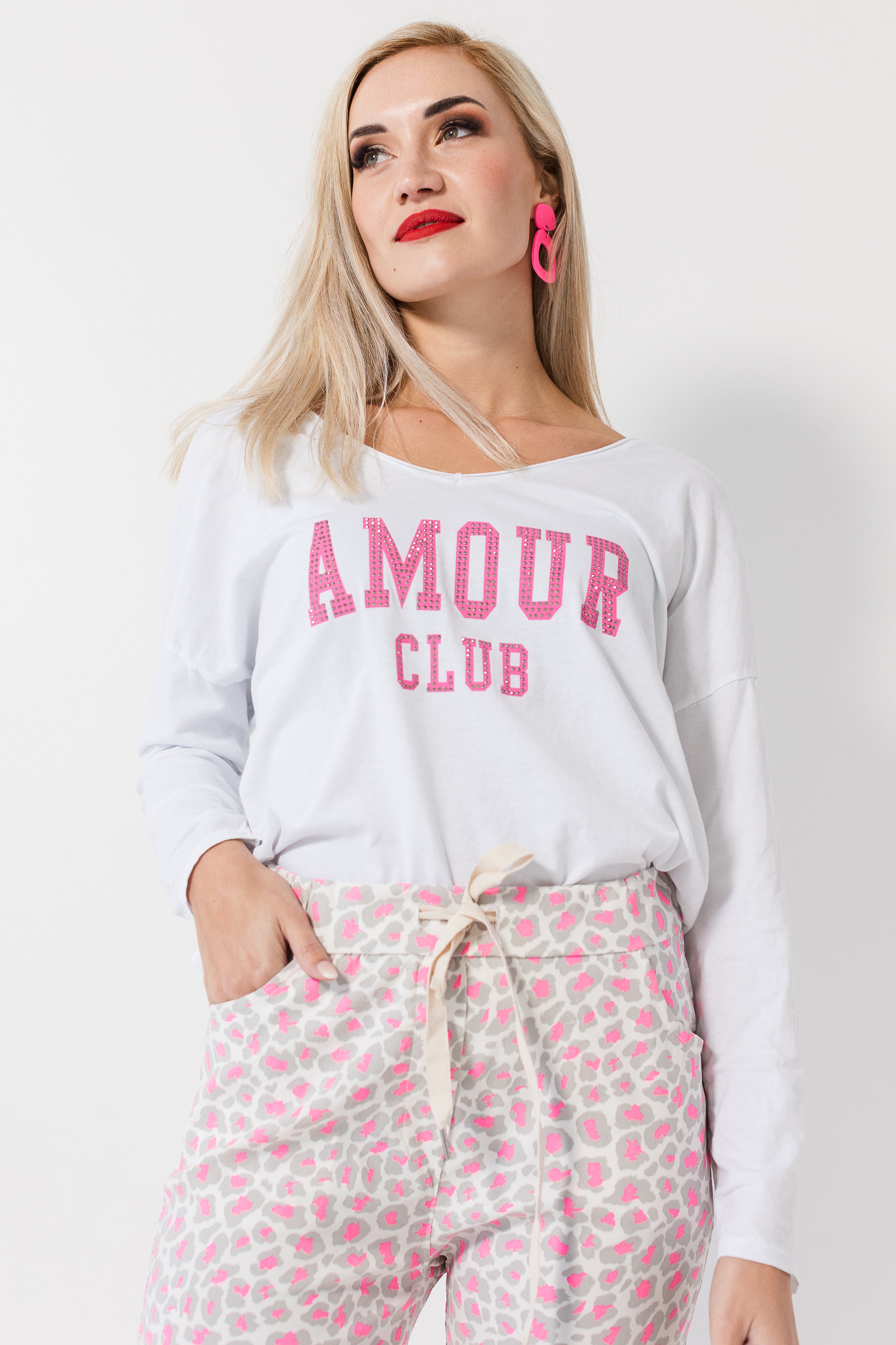Pink amour club