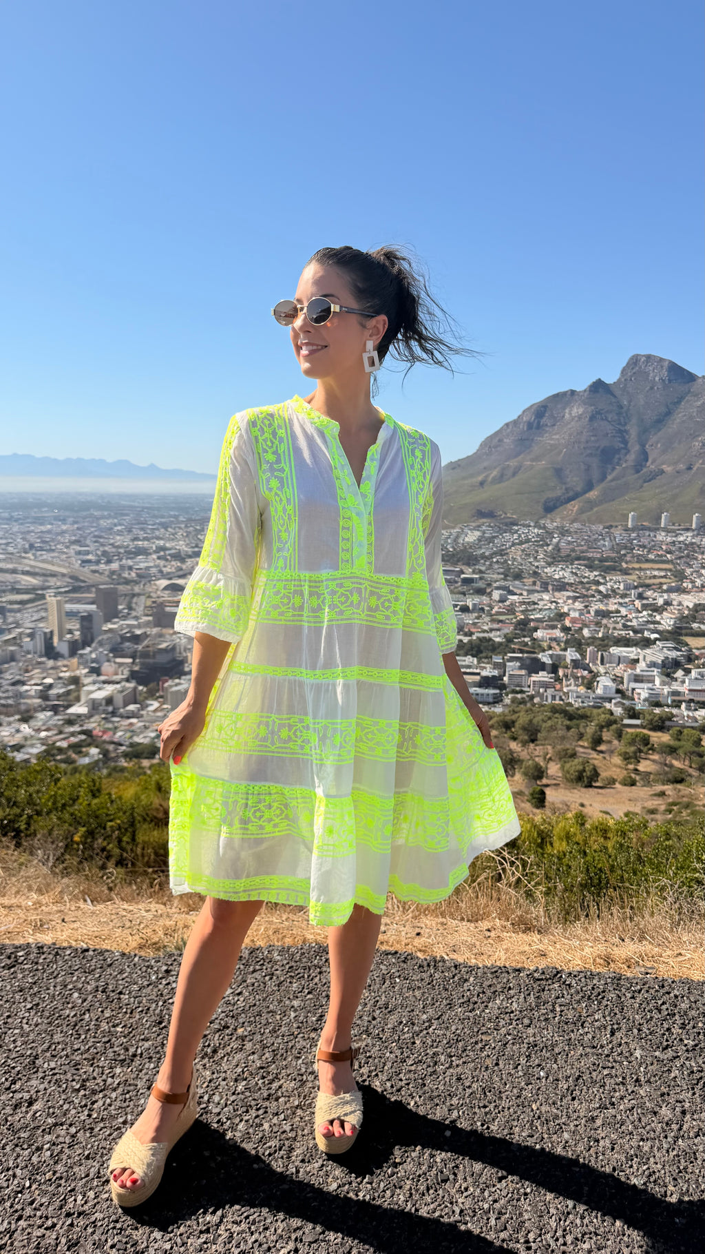 Selena dress - Highlighter yellow