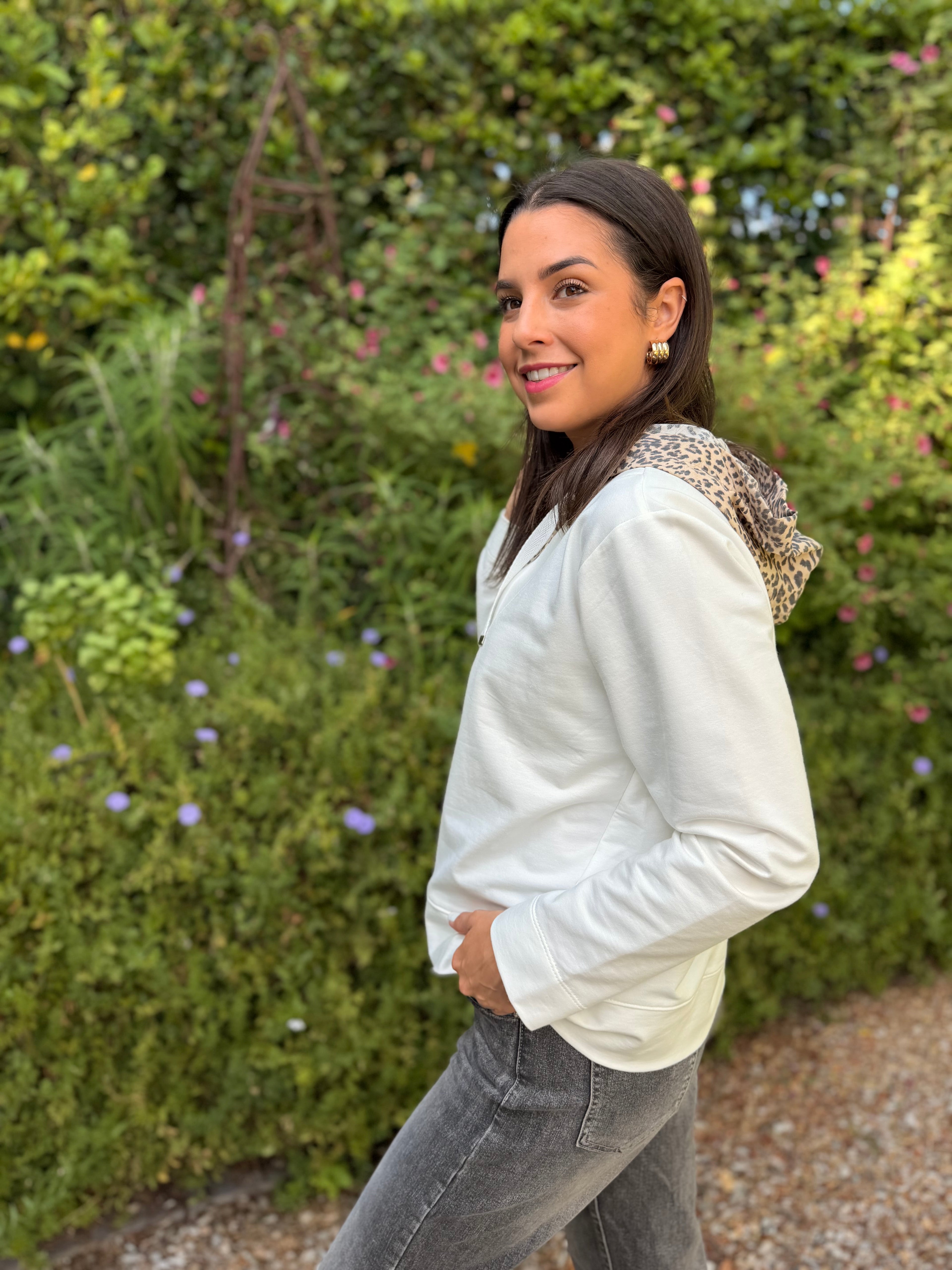 Comfy Sweater - Leopard rain