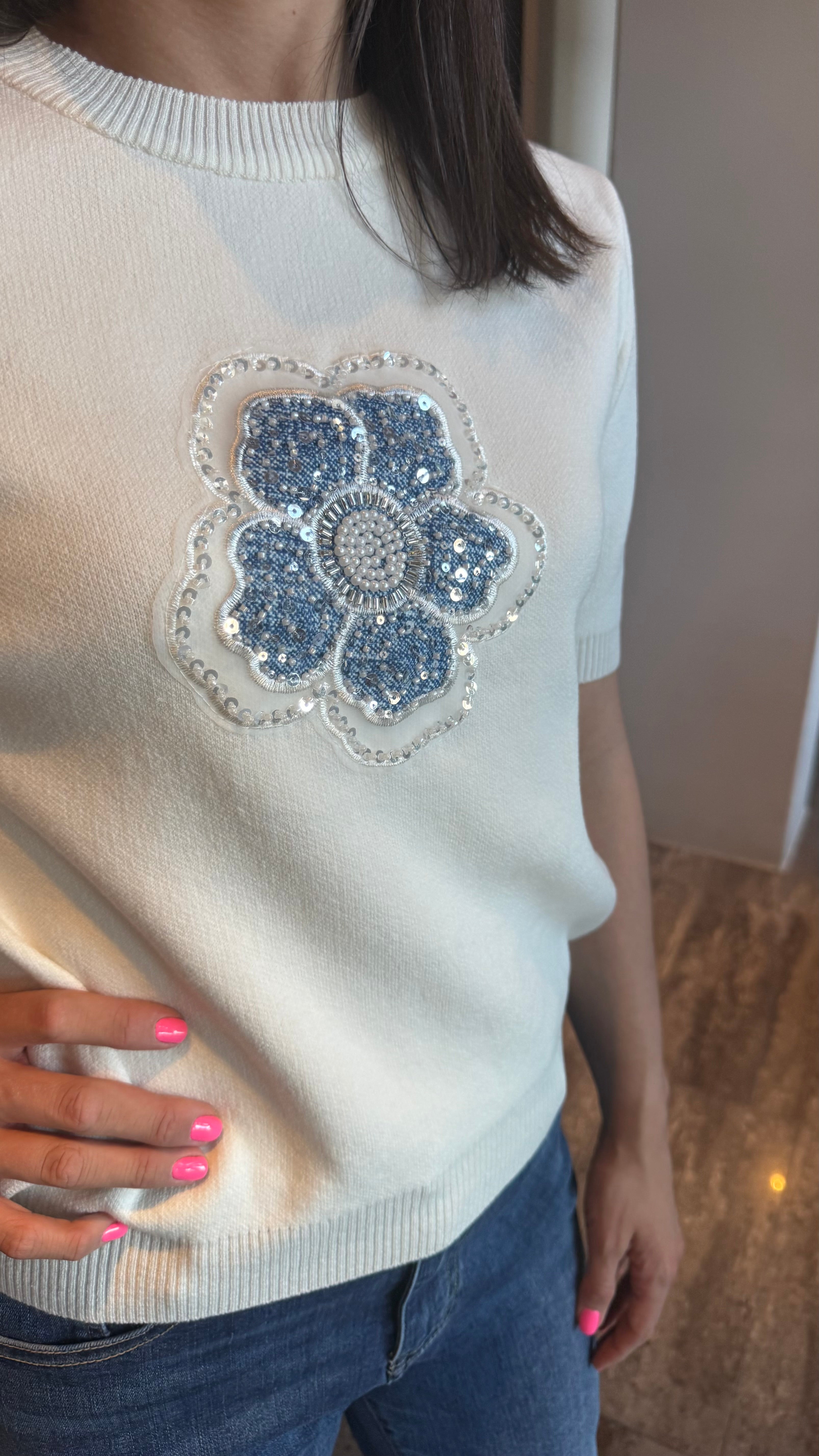 Milly knit - Beaded flower